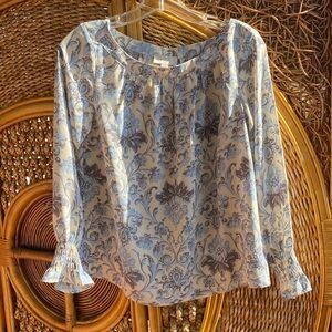 LOFT  Whimsical Vintage Print Blouse Long-sleeve Like New Beautiful